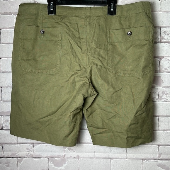 Murano Linen Baird McNutt Men’s Shorts Size 36 Green - Picture 2 of 3